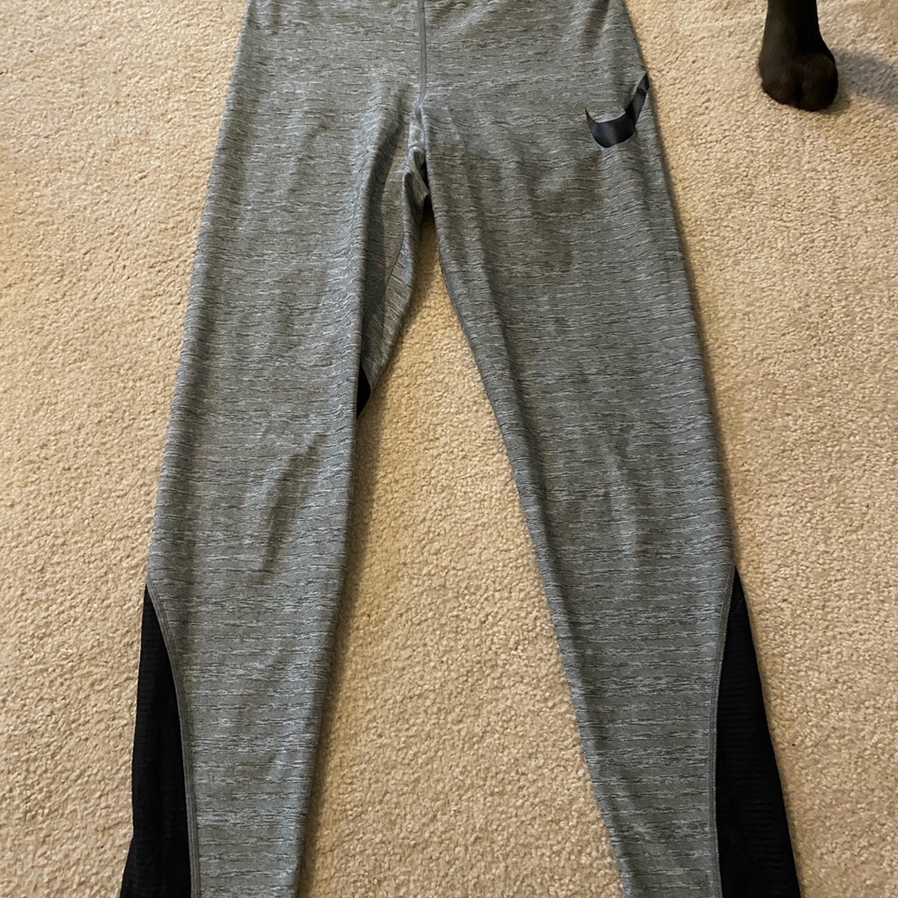 Nike leggings